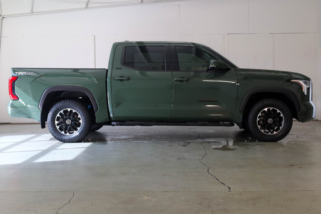 Toyota Tundra 2WD SR5 CrewMax 5.5' Bed (Natl) 2023
