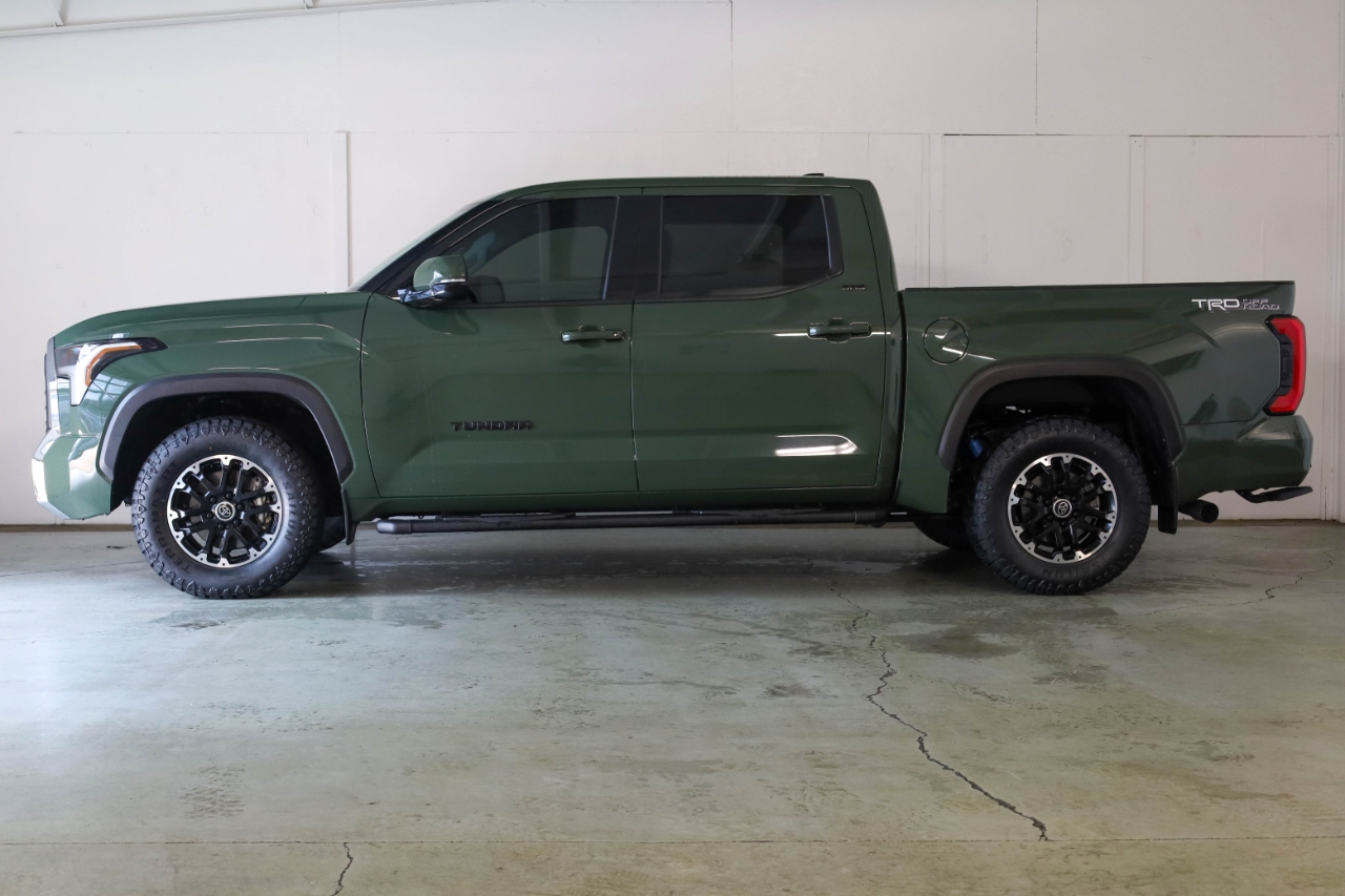 Toyota Tundra 2WD SR5 CrewMax 5.5' Bed (Natl) 2023