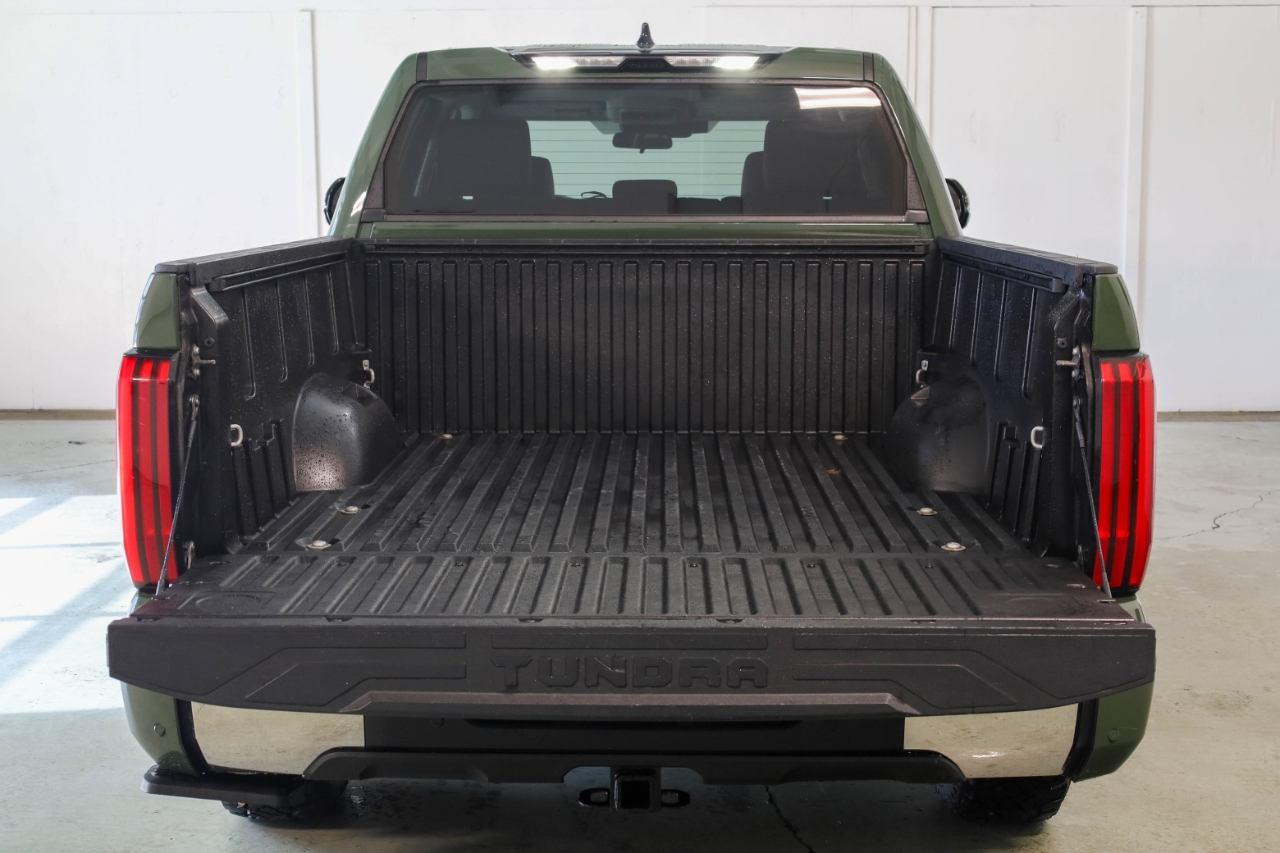 Toyota Tundra 2WD SR5 CrewMax 5.5' Bed (Natl) 2023