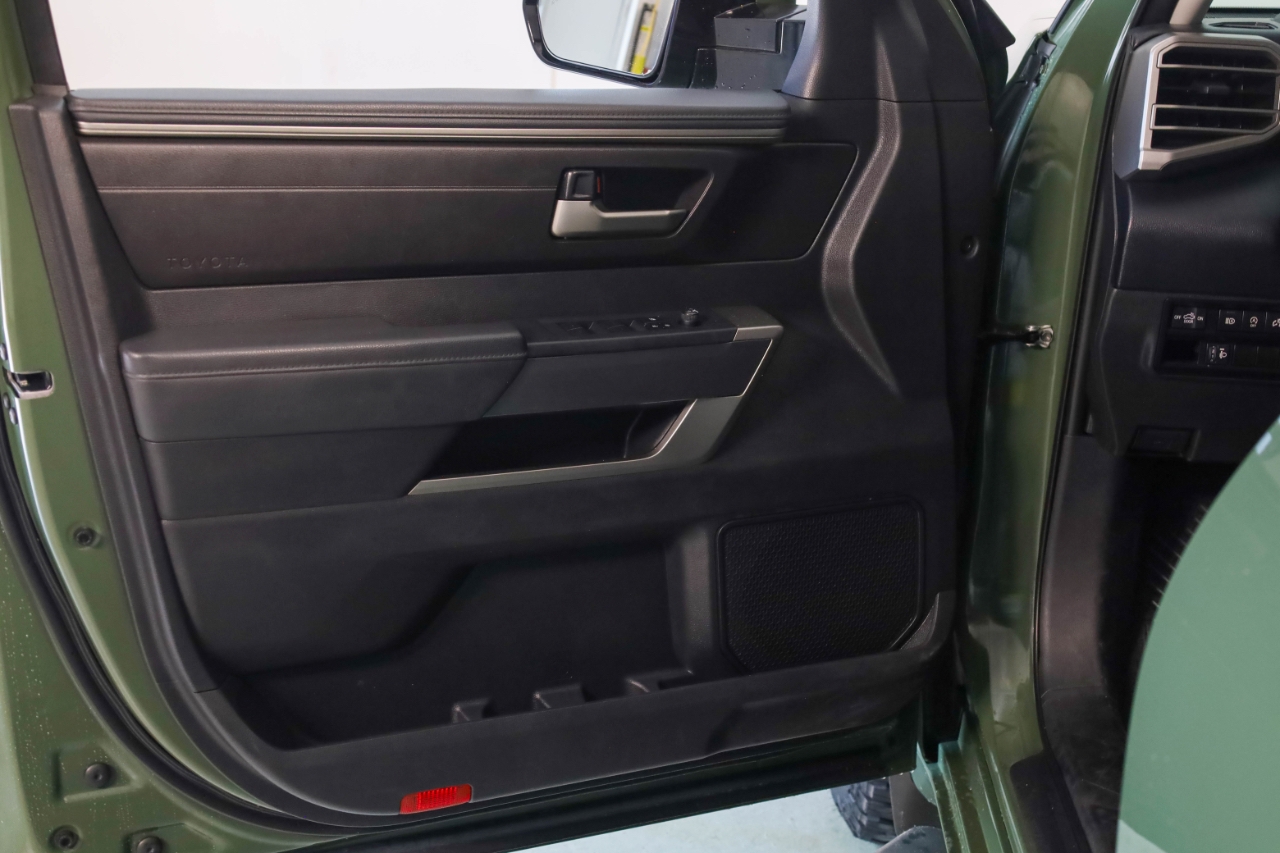 Toyota Tundra 2WD SR5 CrewMax 5.5' Bed (Natl) 2023