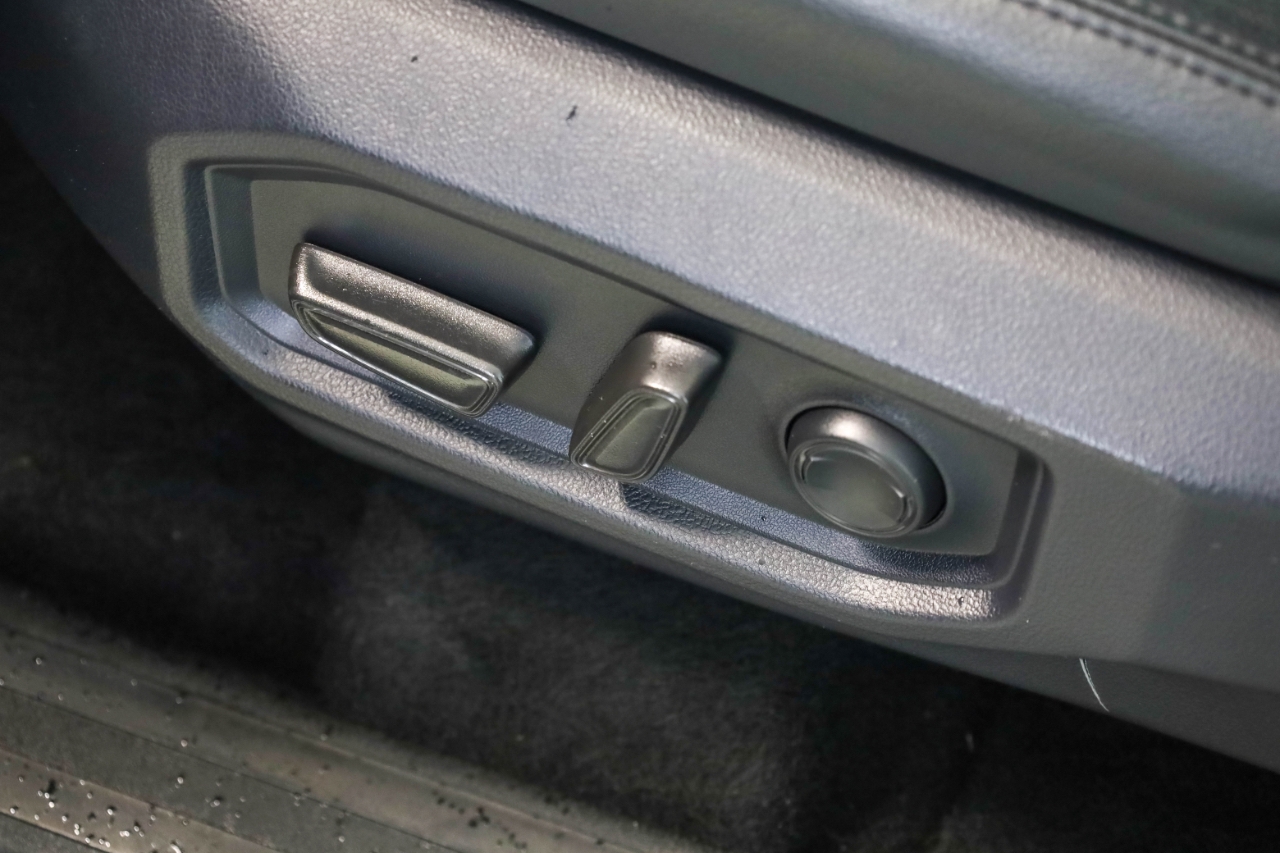 Toyota Tundra 2WD SR5 CrewMax 5.5' Bed (Natl) 2023