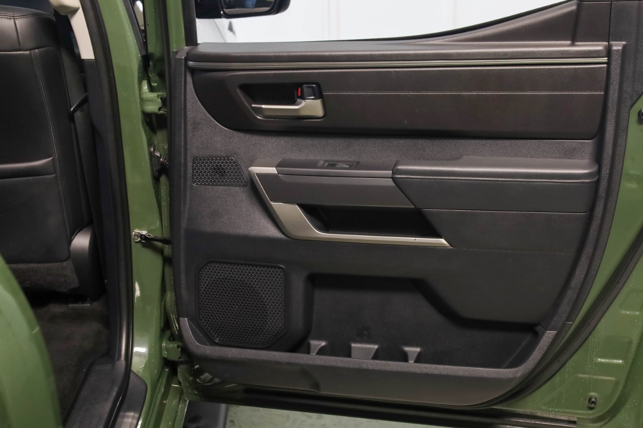 Toyota Tundra 2WD SR5 CrewMax 5.5' Bed (Natl) 2023