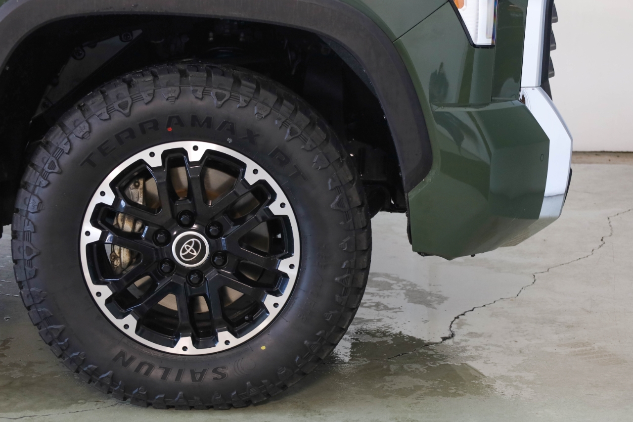 Toyota Tundra 2WD SR5 CrewMax 5.5' Bed (Natl) 2023