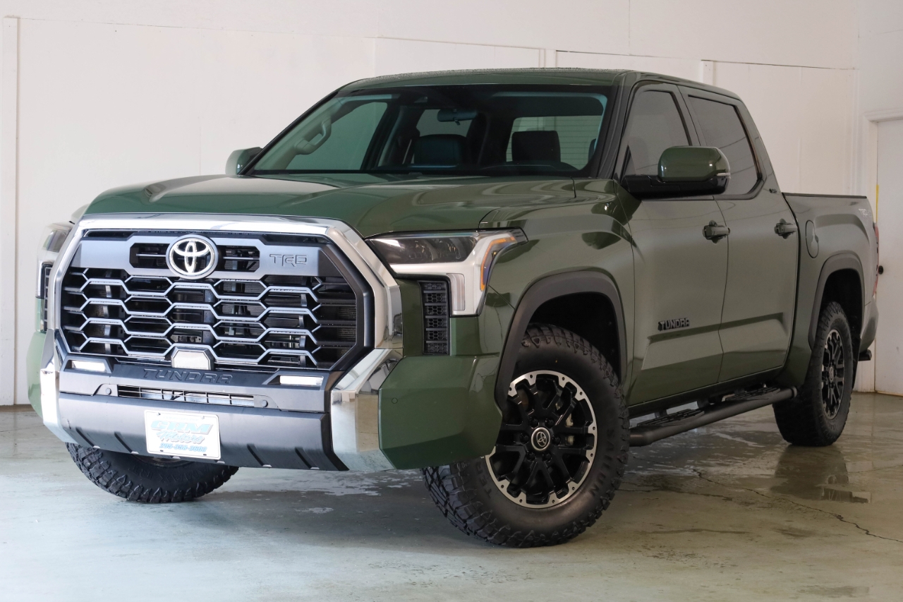 Toyota Tundra 2WD SR5 CrewMax 5.5' Bed (Natl) 2023