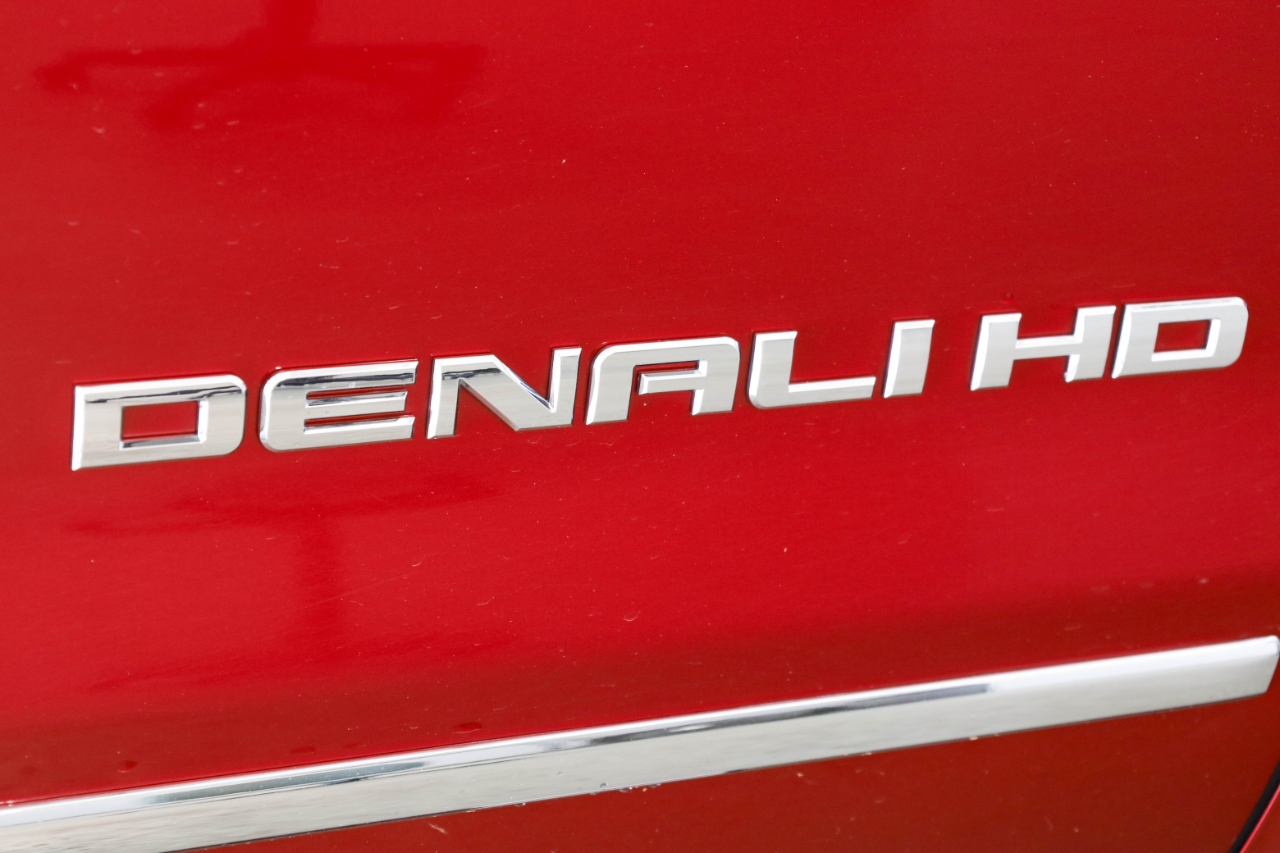 GMC Sierra 2500HD 4WD Crew Cab 153.7" Denali 2019