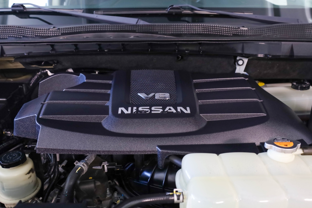 Nissan Titan XD 4x4 Gas Crew Cab PRO-4X 2019