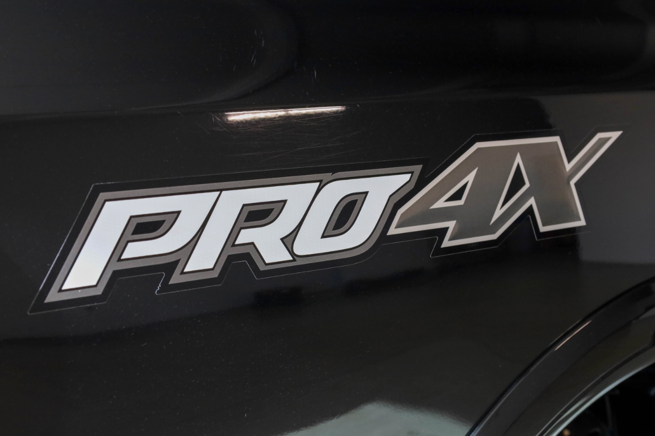 Nissan Titan XD 4x4 Gas Crew Cab PRO-4X 2019