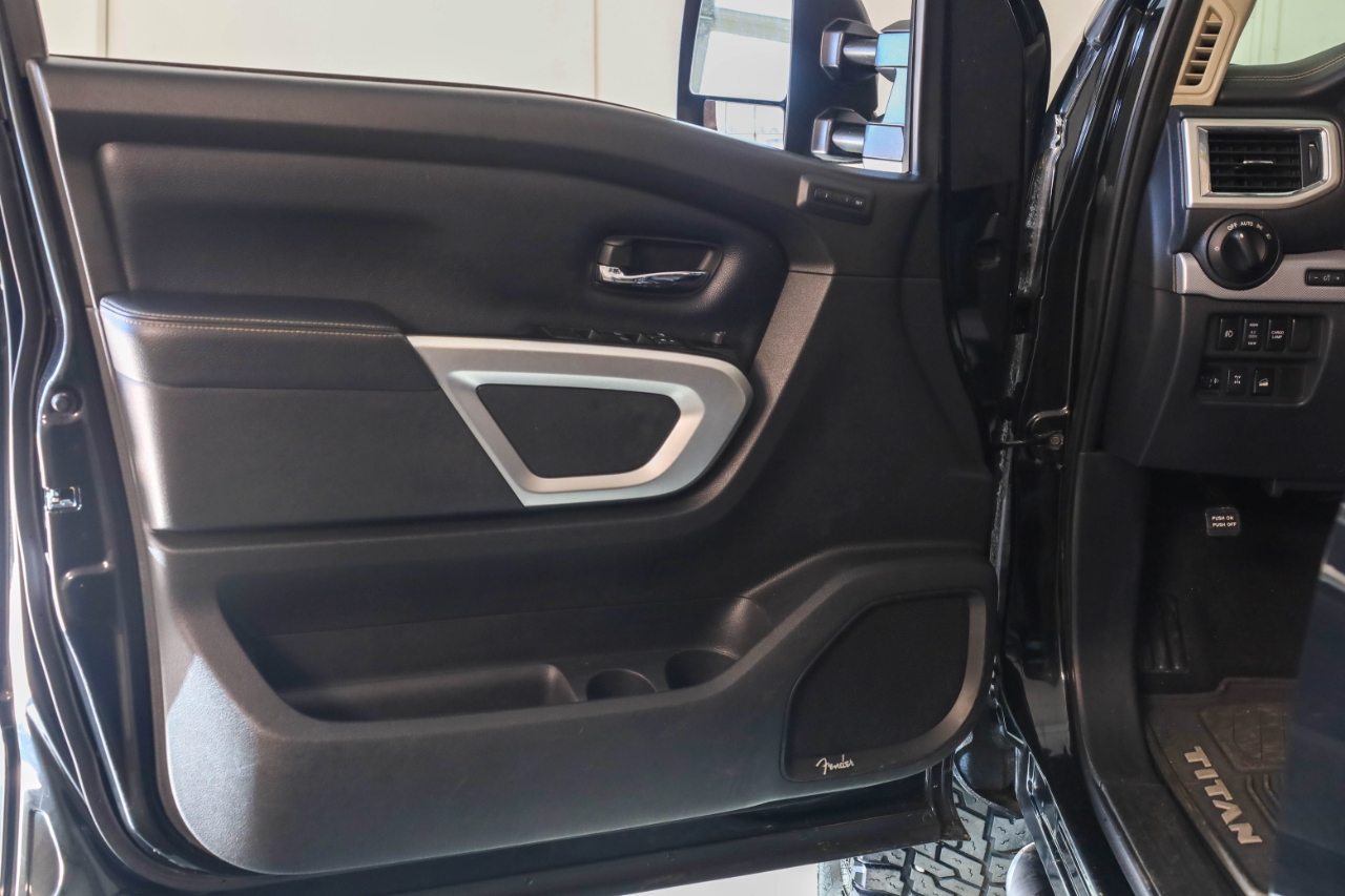 Nissan Titan XD 4x4 Gas Crew Cab PRO-4X 2019