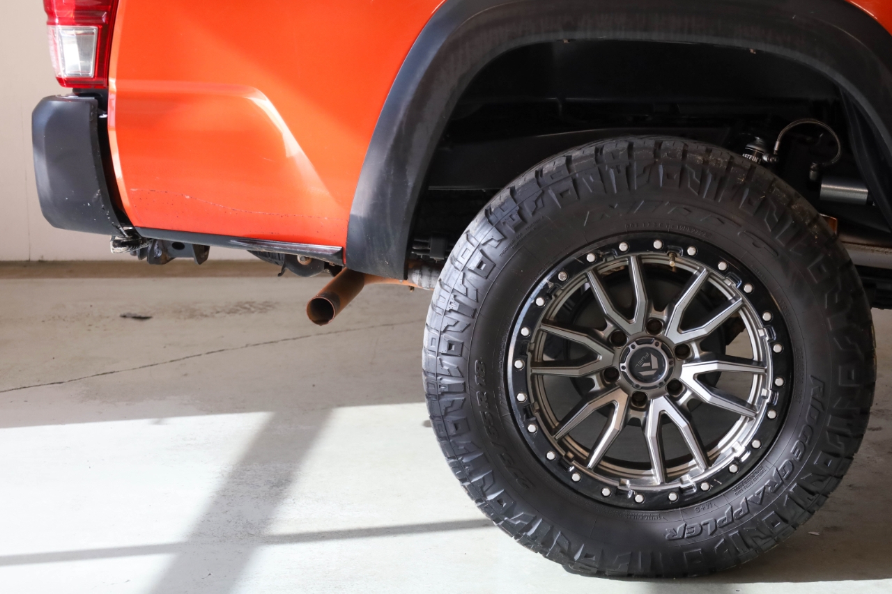 Toyota Tacoma 4WD Double Cab V6 MT TRD Off Road (Natl) 2016