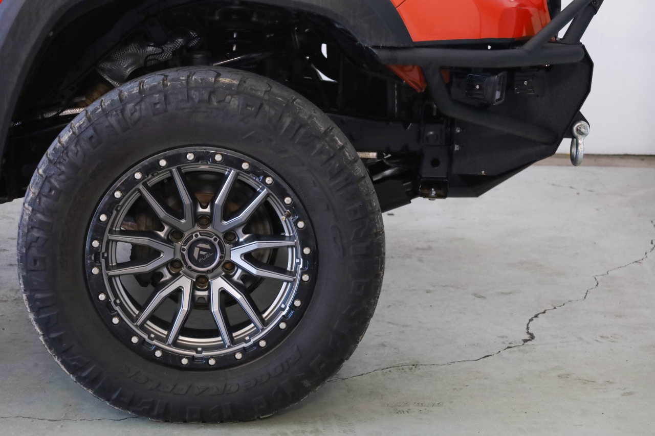 Toyota Tacoma 4WD Double Cab V6 MT TRD Off Road (Natl) 2016