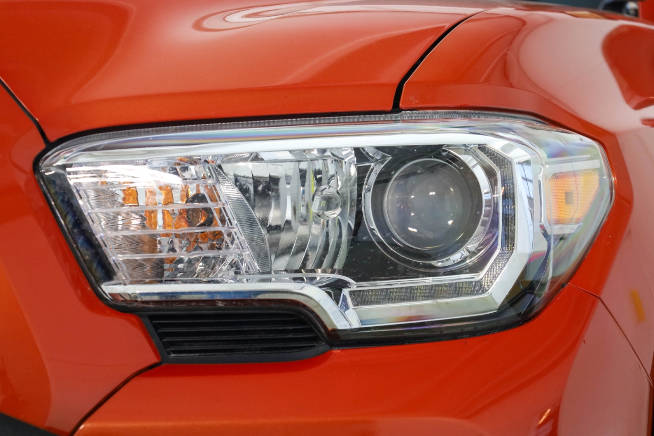 Toyota Tacoma 4WD Double Cab V6 MT TRD Off Road (Natl) 2016