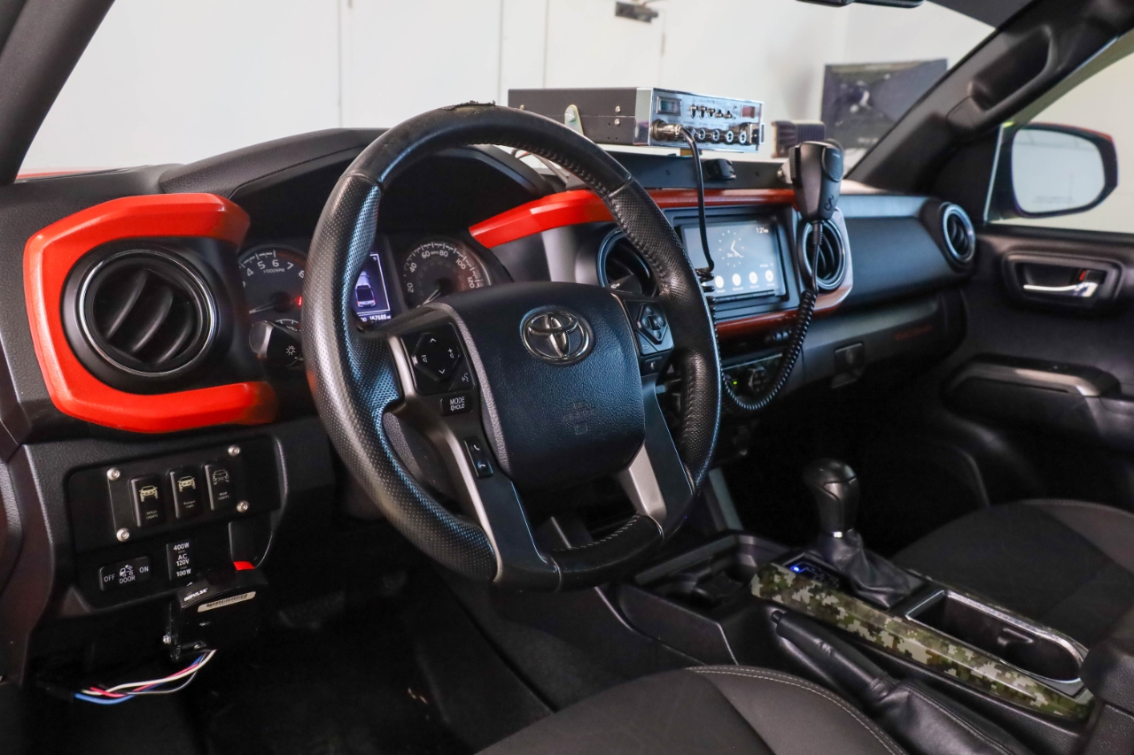 Toyota Tacoma 4WD Double Cab V6 MT TRD Off Road (Natl) 2016