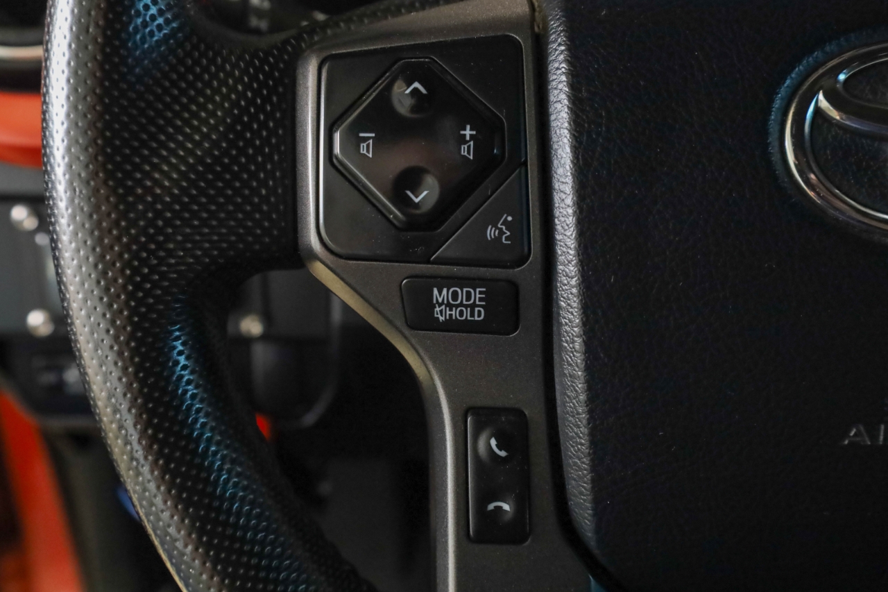 Toyota Tacoma 4WD Double Cab V6 MT TRD Off Road (Natl) 2016