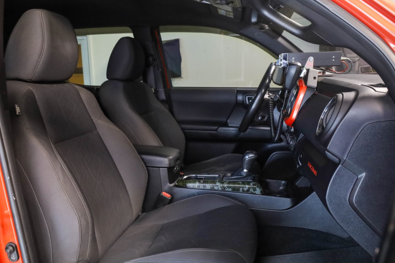 Toyota Tacoma 4WD Double Cab V6 MT TRD Off Road (Natl) 2016