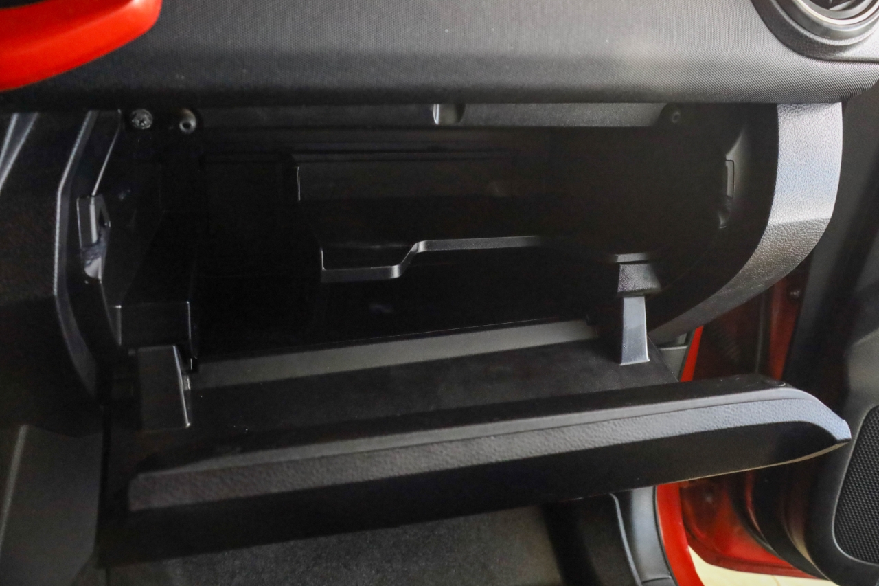 Toyota Tacoma 4WD Double Cab V6 MT TRD Off Road (Natl) 2016