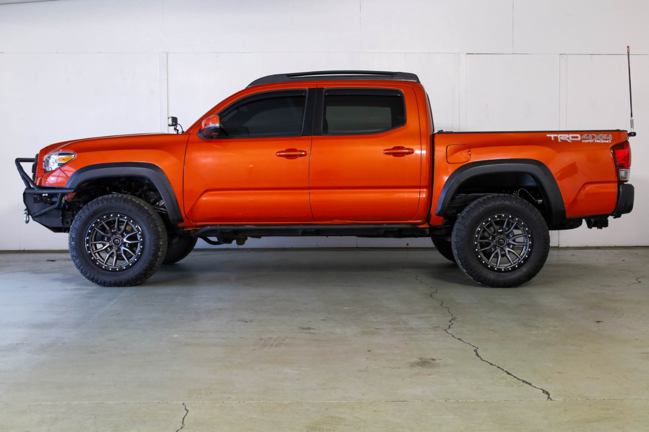 Toyota Tacoma 4WD Double Cab V6 MT TRD Off Road (Natl) 2016