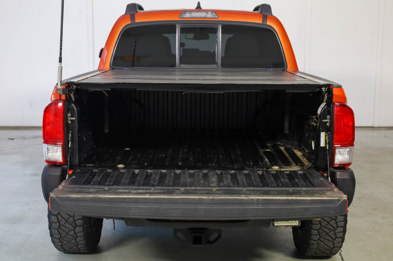 Toyota Tacoma 4WD Double Cab V6 MT TRD Off Road (Natl) 2016