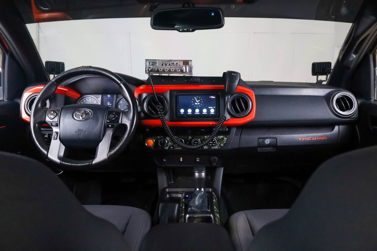 Toyota Tacoma 4WD Double Cab V6 MT TRD Off Road (Natl) 2016