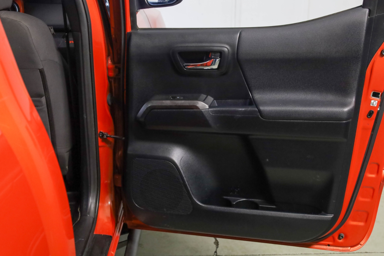 Toyota Tacoma 4WD Double Cab V6 MT TRD Off Road (Natl) 2016