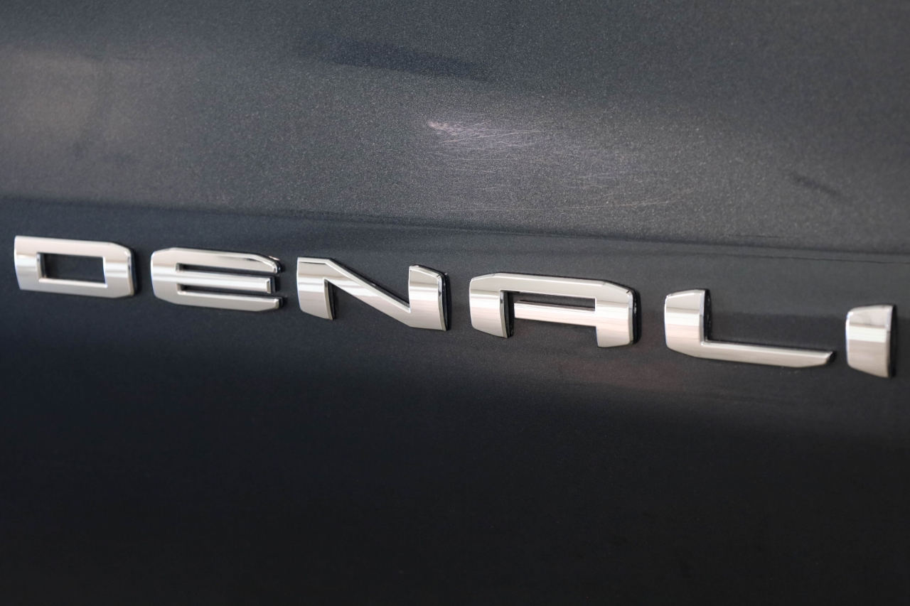 GMC Sierra 1500 4WD Crew Cab 147" Denali 2021