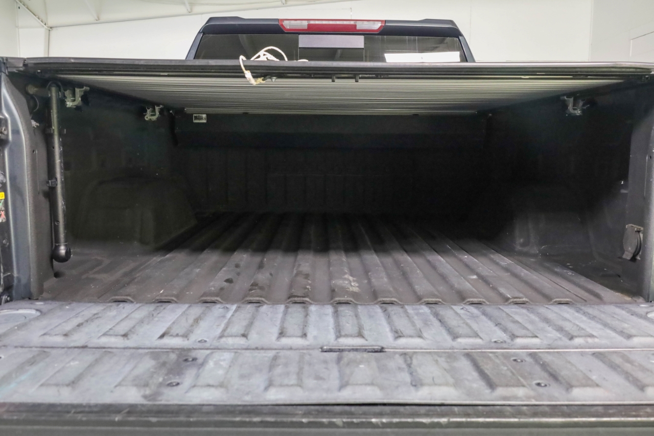 GMC Sierra 1500 4WD Crew Cab 147" Denali 2021