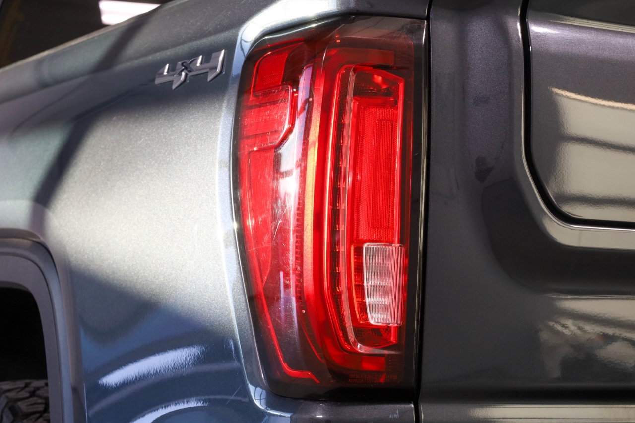 GMC Sierra 1500 4WD Crew Cab 147" Denali 2021