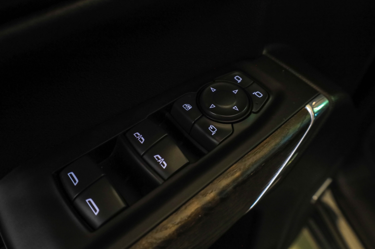 GMC Sierra 1500 4WD Crew Cab 147" Denali 2021