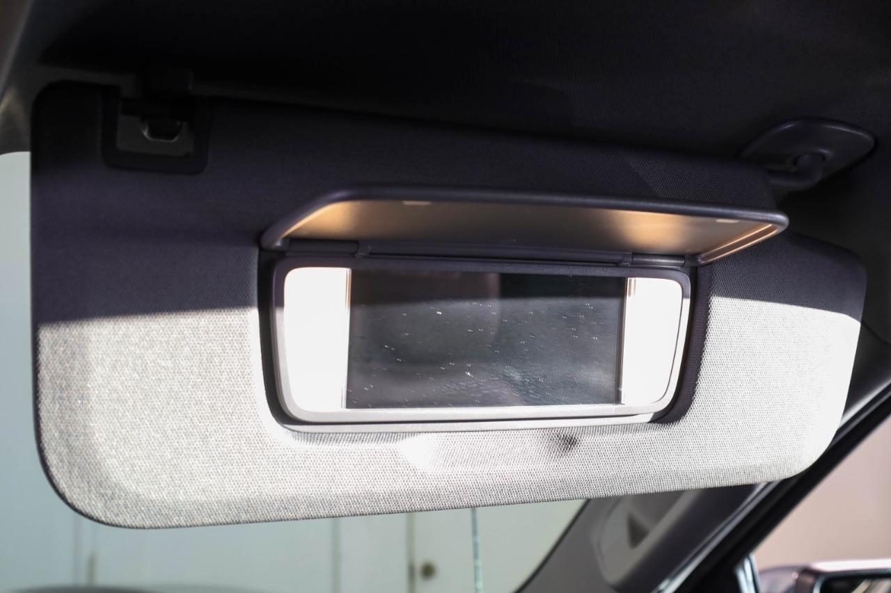 GMC Sierra 1500 4WD Crew Cab 147" Denali 2021