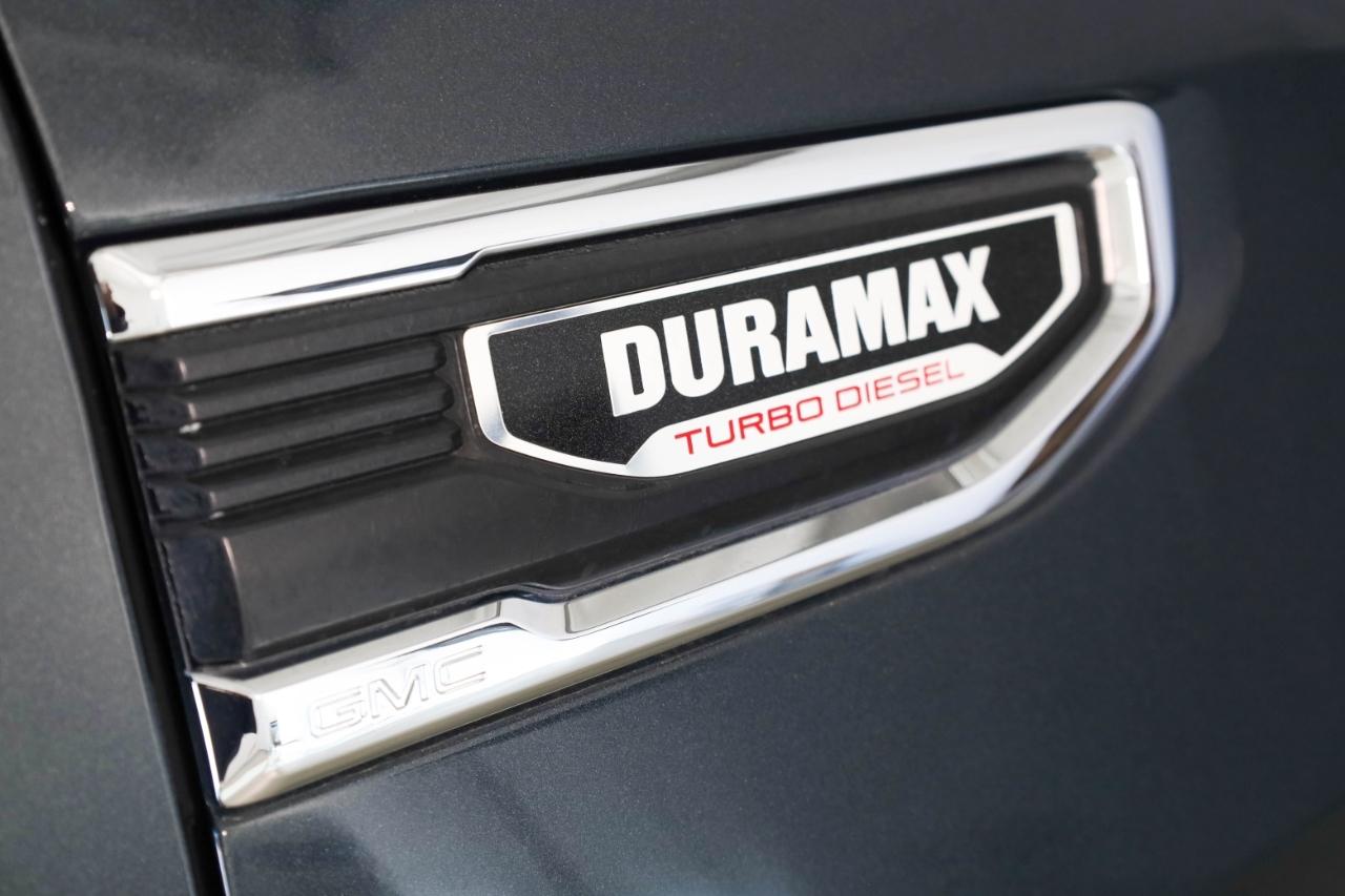 GMC Sierra 1500 4WD Crew Cab 147" Denali 2021