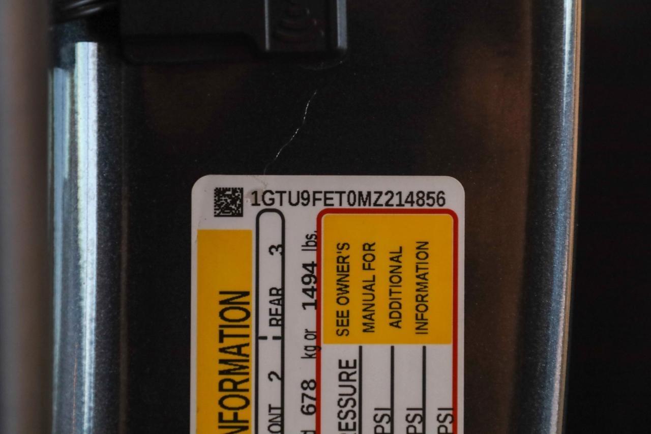 GMC Sierra 1500 4WD Crew Cab 147" Denali 2021