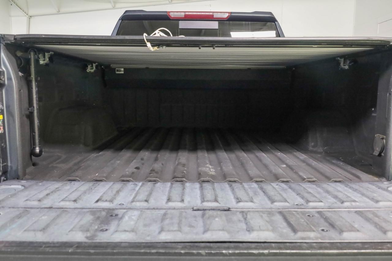 GMC Sierra 1500 4WD Crew Cab 147" Denali 2021