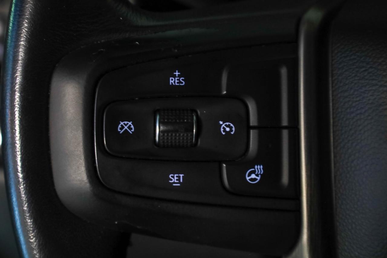 GMC Sierra 1500 4WD Crew Cab 147" Denali 2021