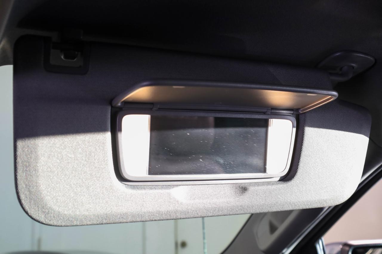 GMC Sierra 1500 4WD Crew Cab 147" Denali 2021