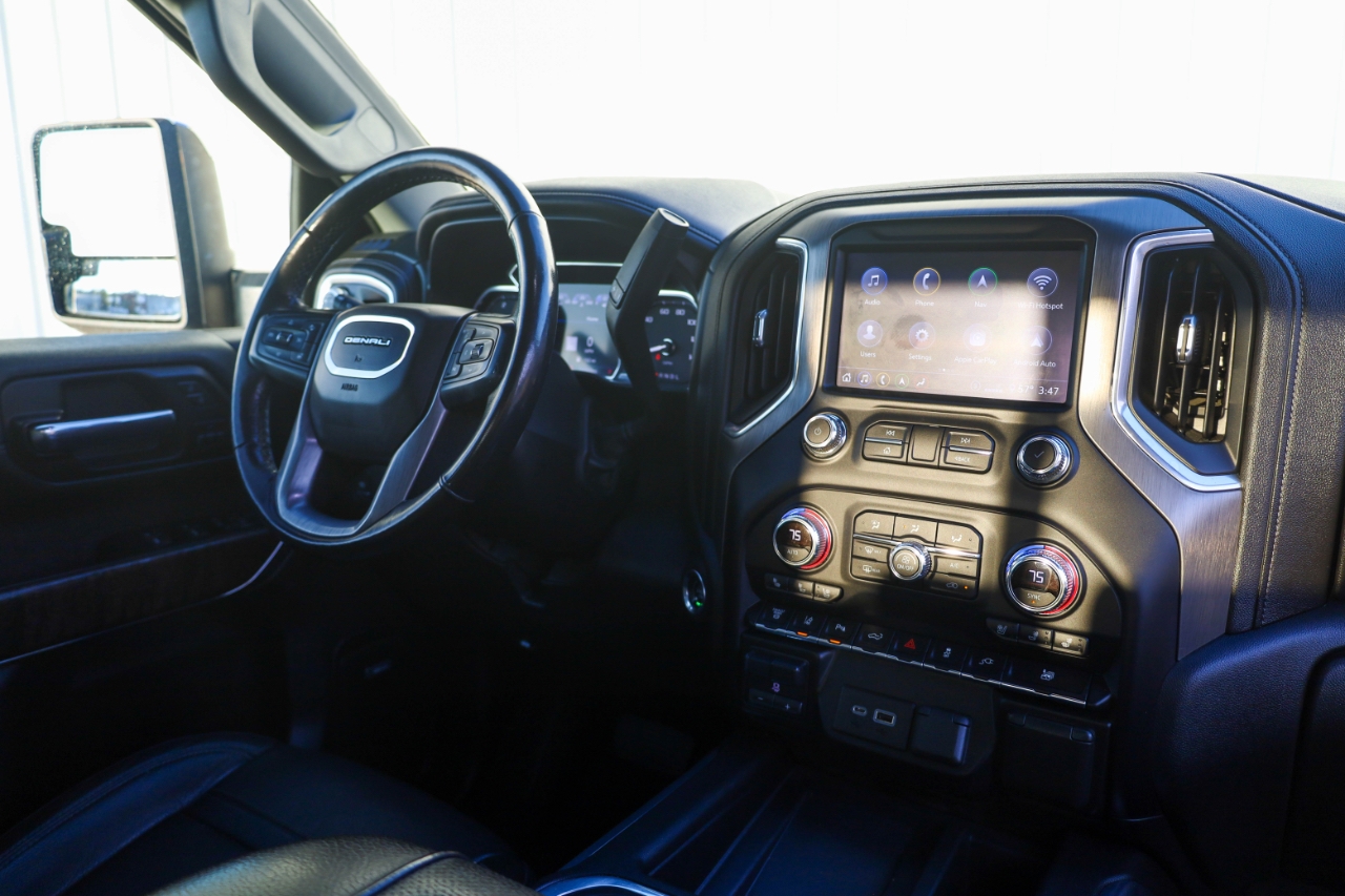 GMC Sierra 3500HD 4WD Crew Cab 172" Denali 2020