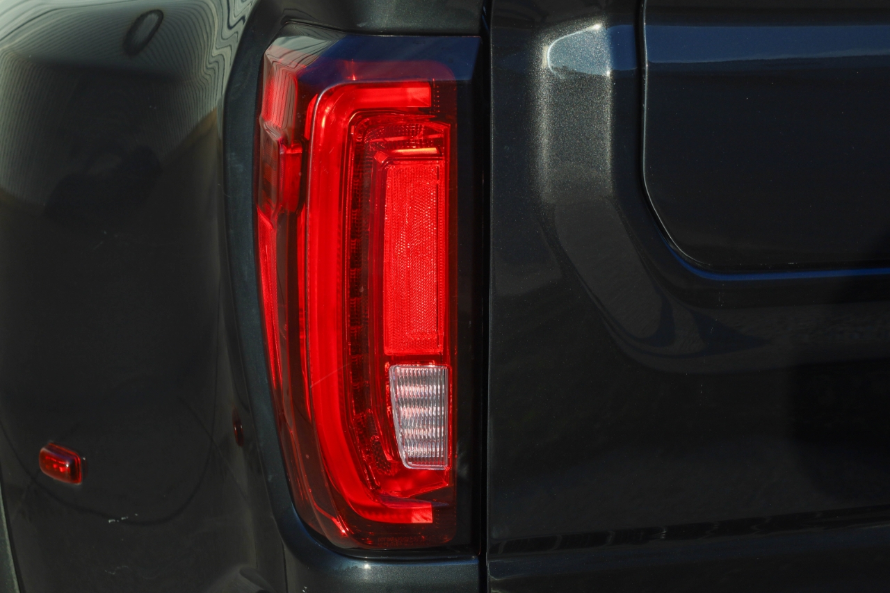 GMC Sierra 3500HD 4WD Crew Cab 172" Denali 2020