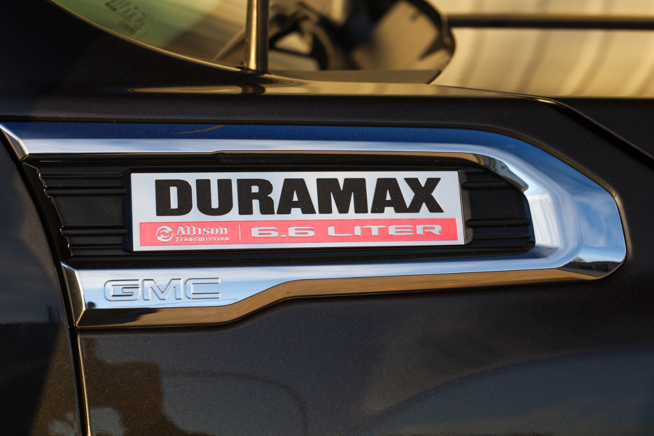 GMC Sierra 3500HD 4WD Crew Cab 172" Denali 2020