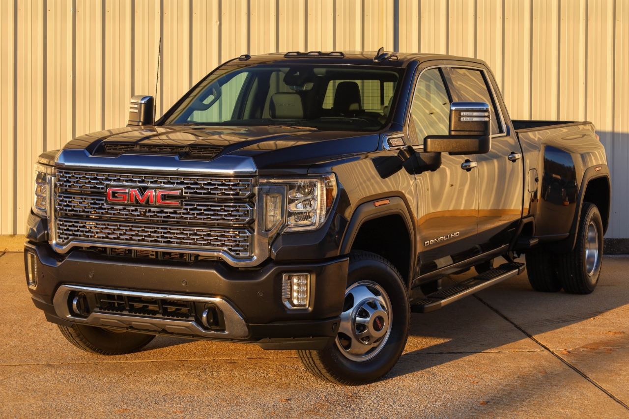 GMC Sierra 3500HD 4WD Crew Cab 172" Denali 2020