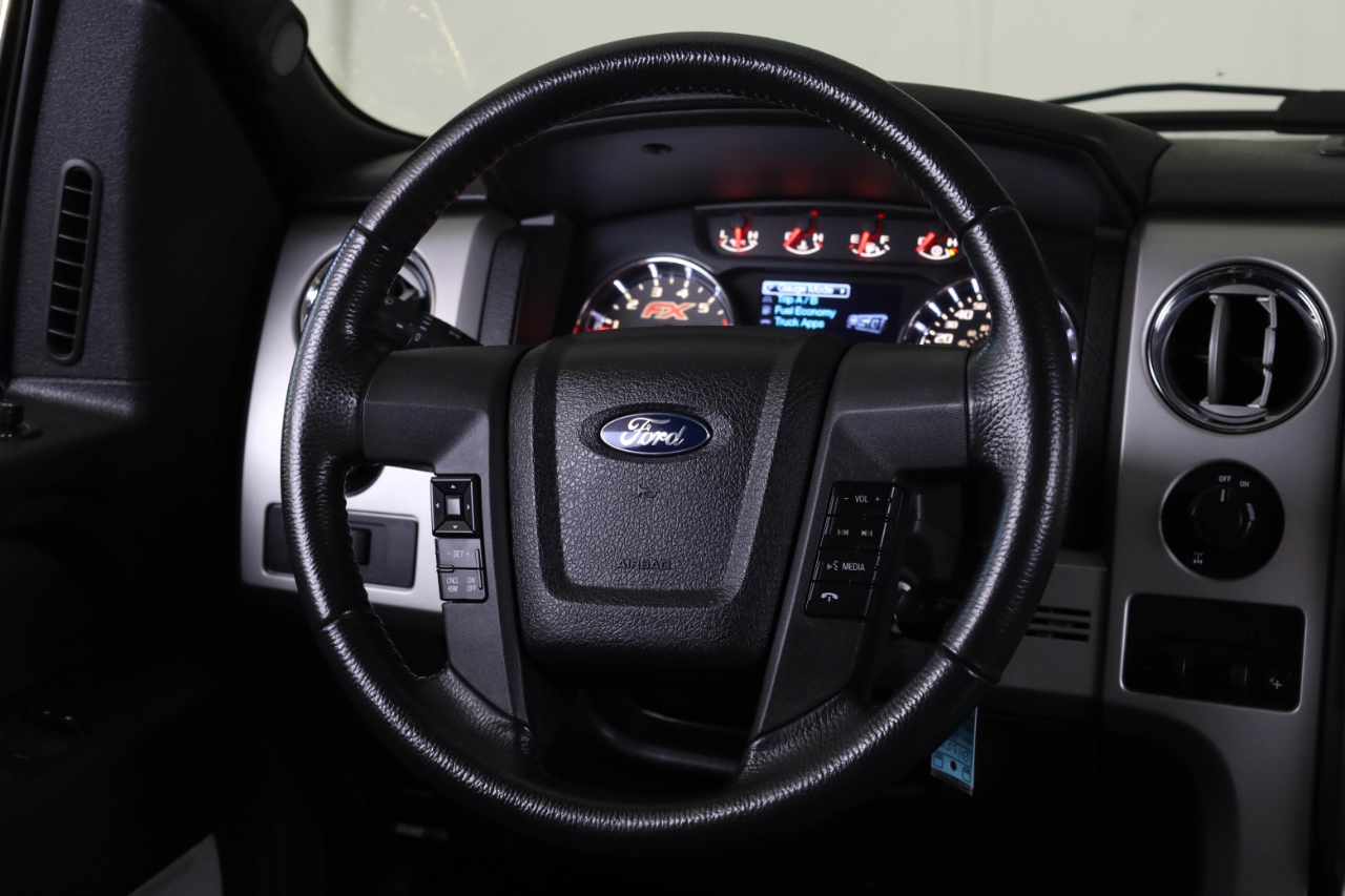 Ford F-150 2WD SuperCrew 145" King Ranch 2014