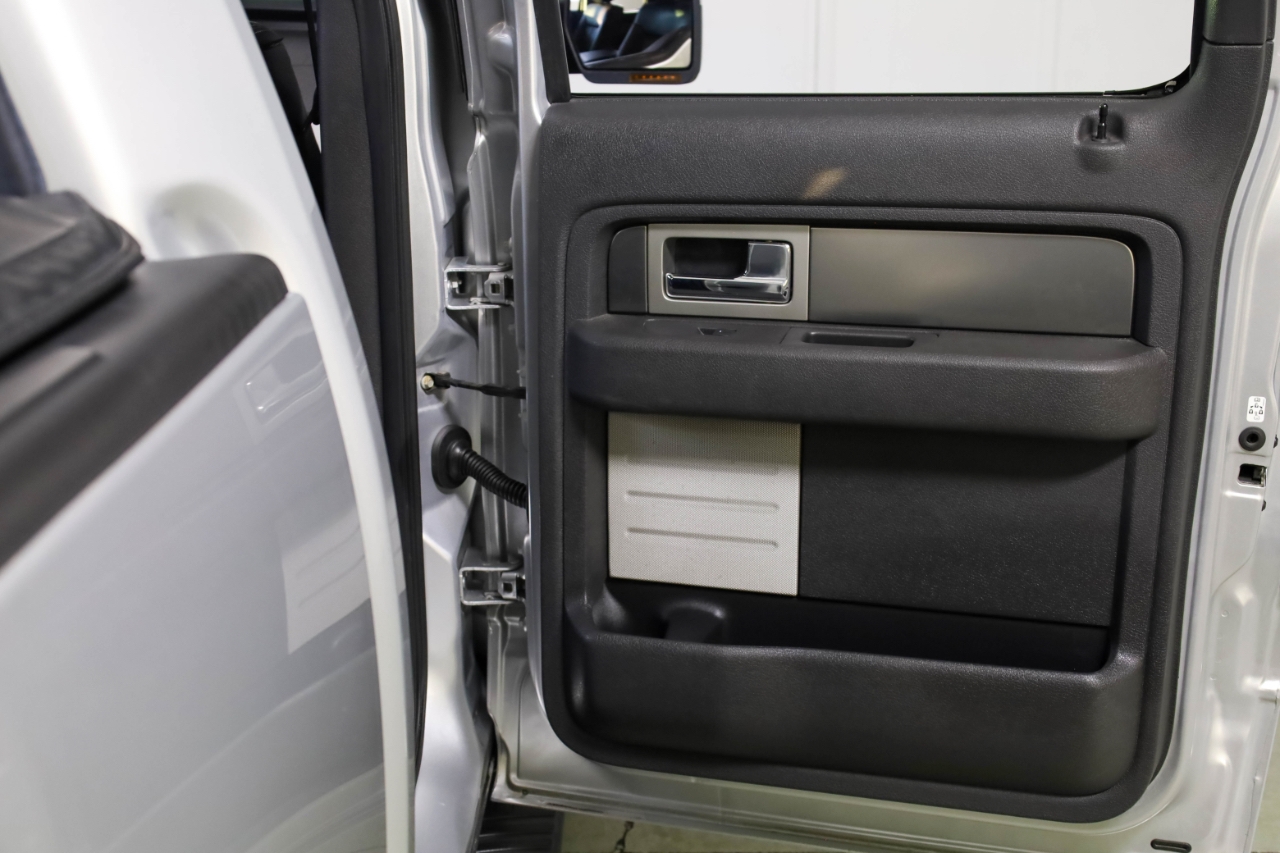 Ford F-150 2WD SuperCrew 145" King Ranch 2014