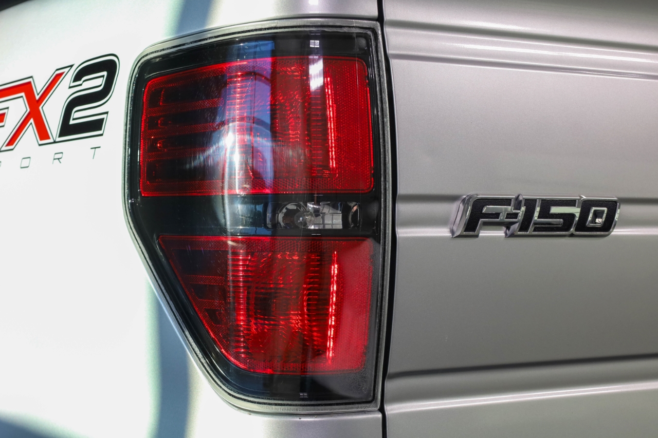 Ford F-150 2WD SuperCrew 145" King Ranch 2014