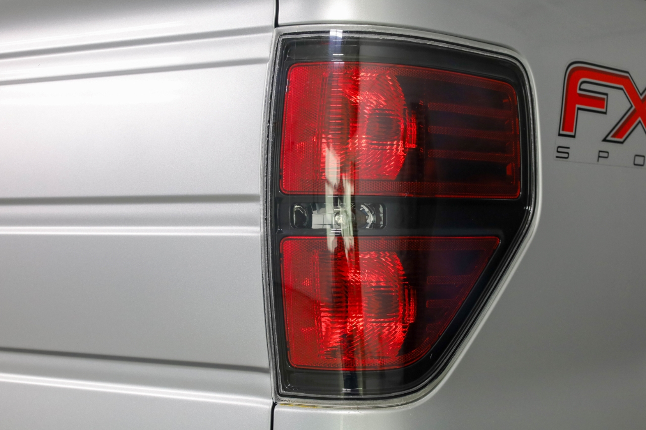 Ford F-150 2WD SuperCrew 145" King Ranch 2014