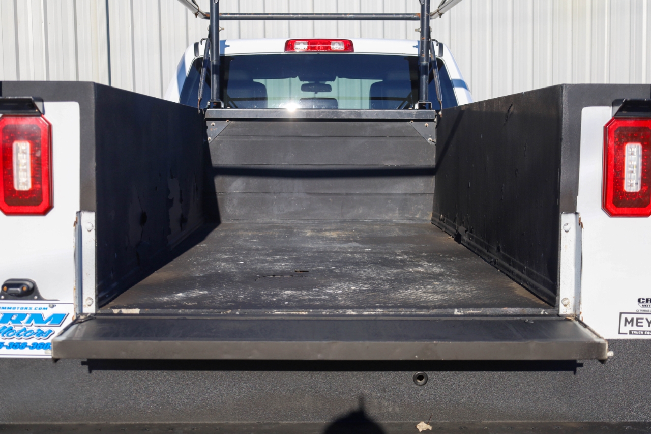 RAM 2500 Tradesman 4x4 Crew Cab 8' Box 2022