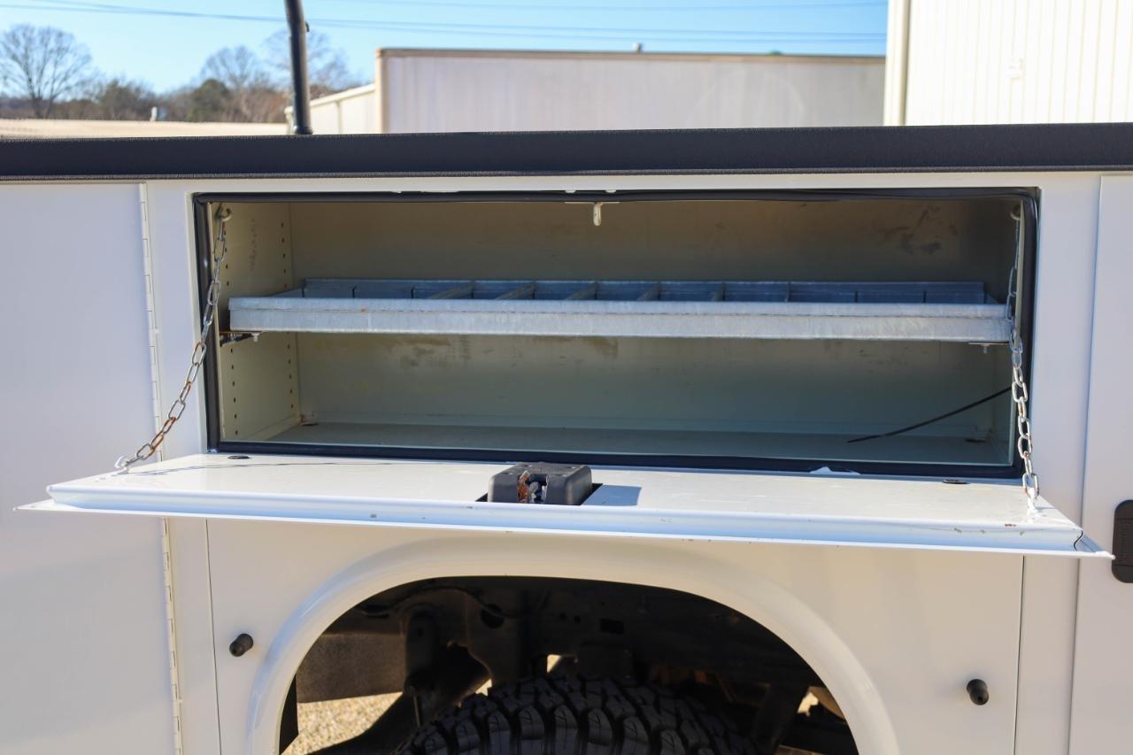 RAM 2500 Tradesman 4x4 Crew Cab 8' Box 2022