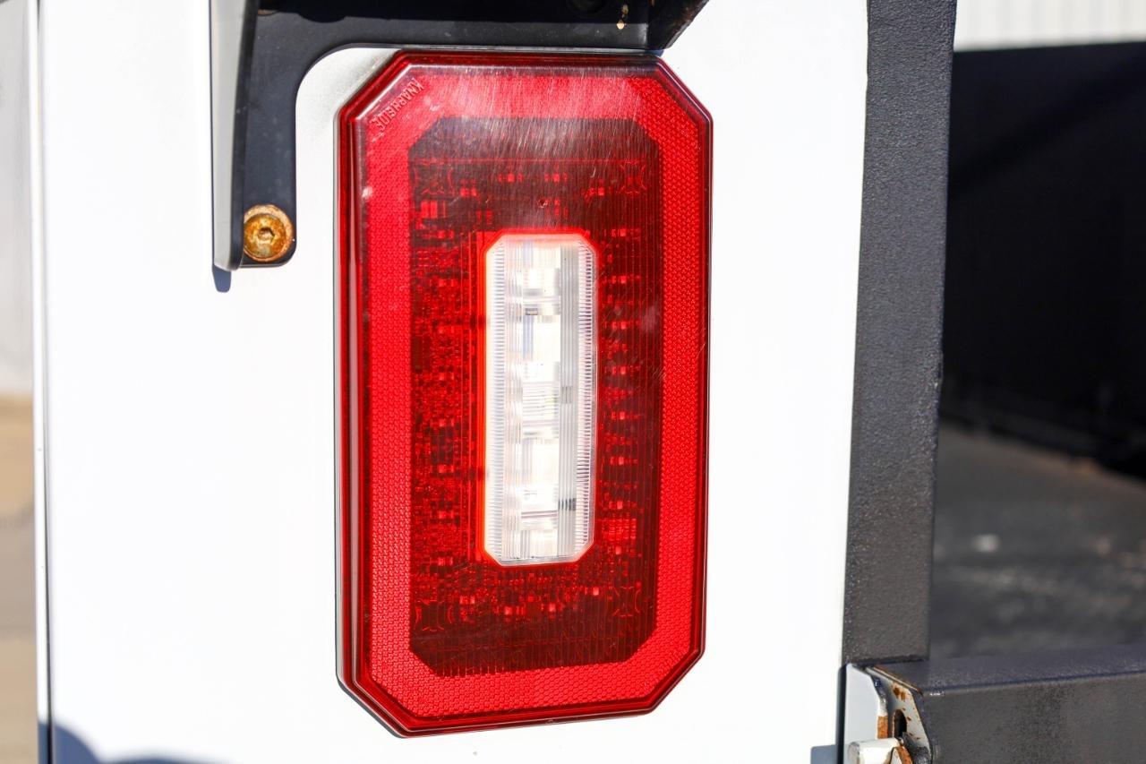 RAM 2500 Tradesman 4x4 Crew Cab 8' Box 2022