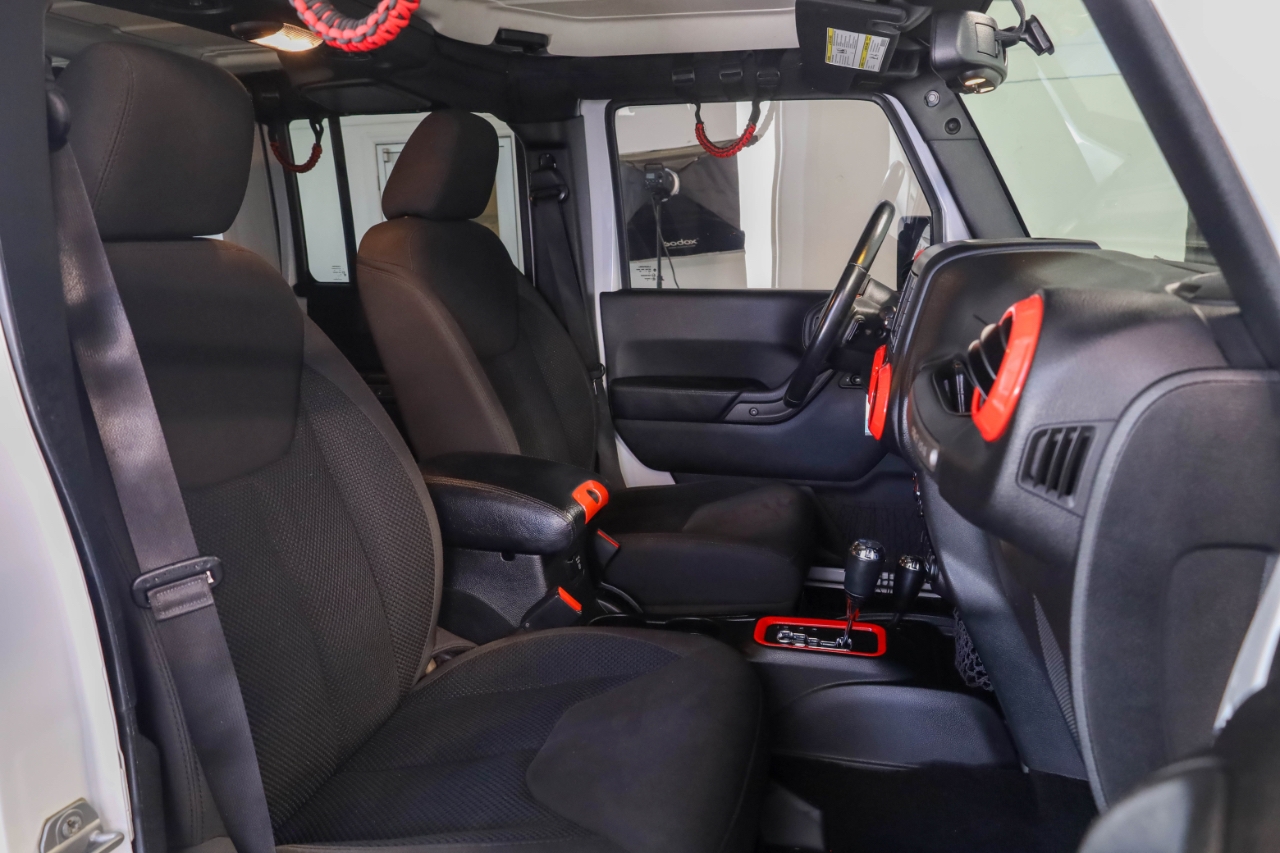 Jeep Wrangler Unlimited Big Bear 4x4 *Ltd Avail* 2017