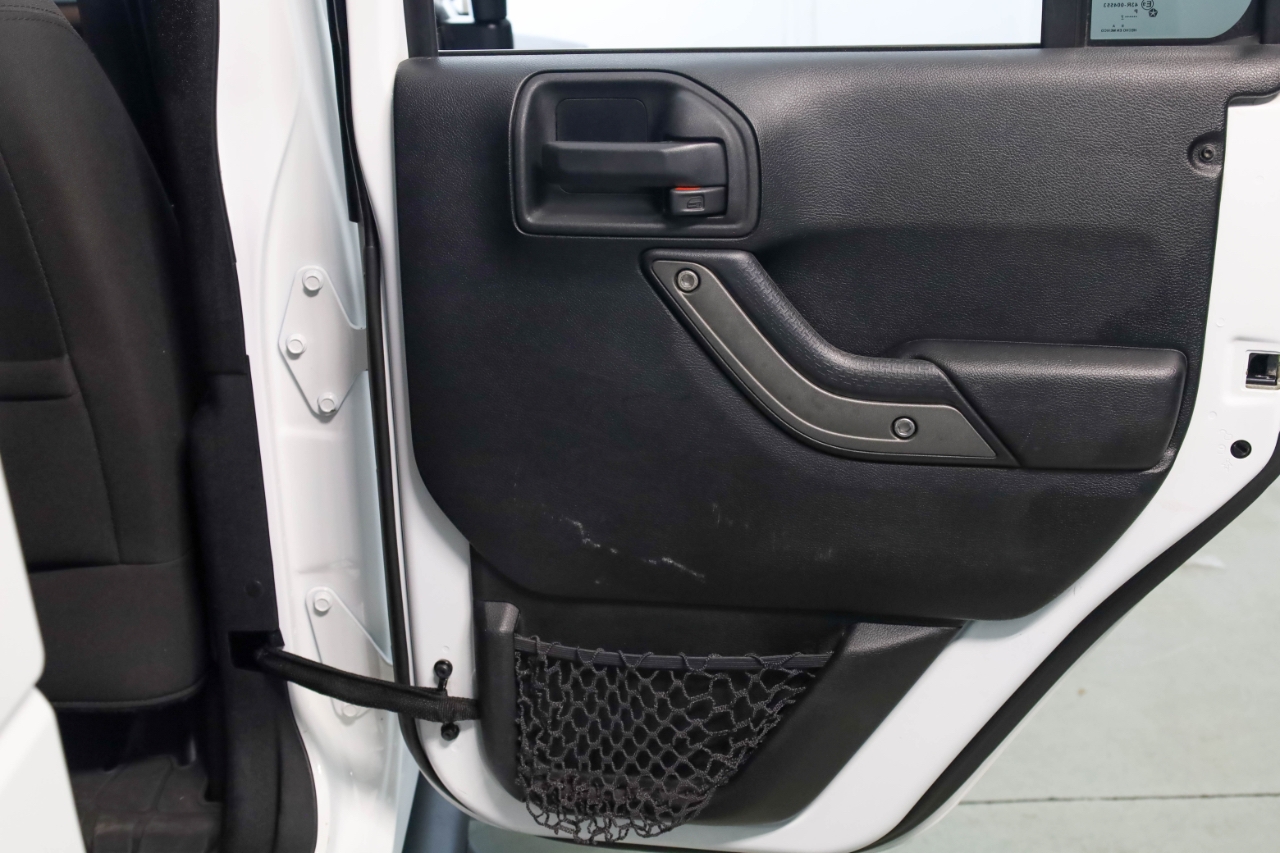 Jeep Wrangler Unlimited Big Bear 4x4 *Ltd Avail* 2017