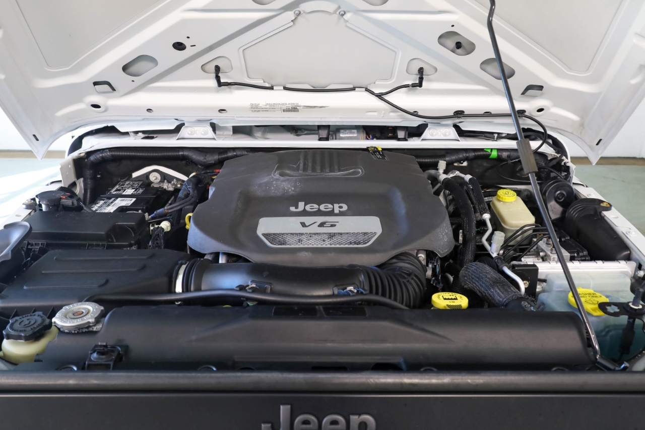 Jeep Wrangler Unlimited Big Bear 4x4 *Ltd Avail* 2017