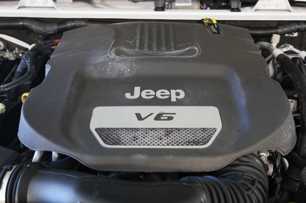 Jeep Wrangler Unlimited Big Bear 4x4 *Ltd Avail* 2017