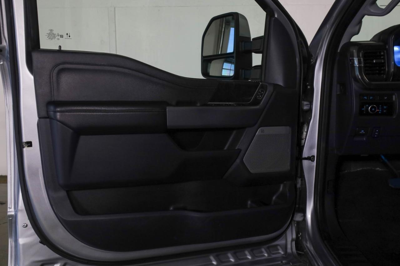 Ford Super Duty F-250 SRW King Ranch 4WD Crew Cab 8' Box 2023