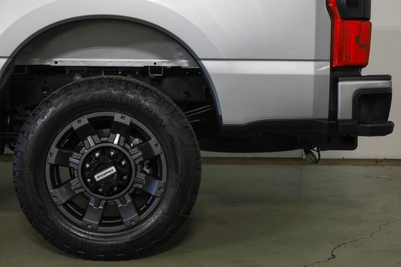 Ford Super Duty F-250 SRW King Ranch 4WD Crew Cab 8' Box 2023